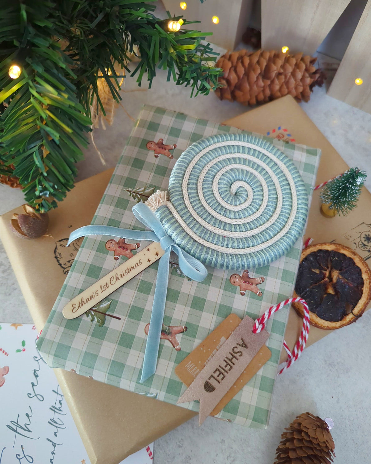 - LARGE LOLLIPOP ORNAMENT - 🍭 Personalised