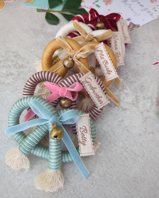 - PRETZEL ORNAMENT - 🥨 Personalised